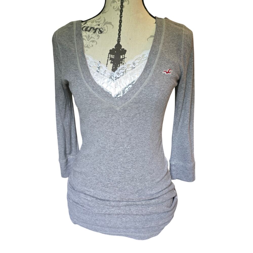 Vintage Y2k Hollister Gray Three Quarter Sleeve V Neck Top Size M